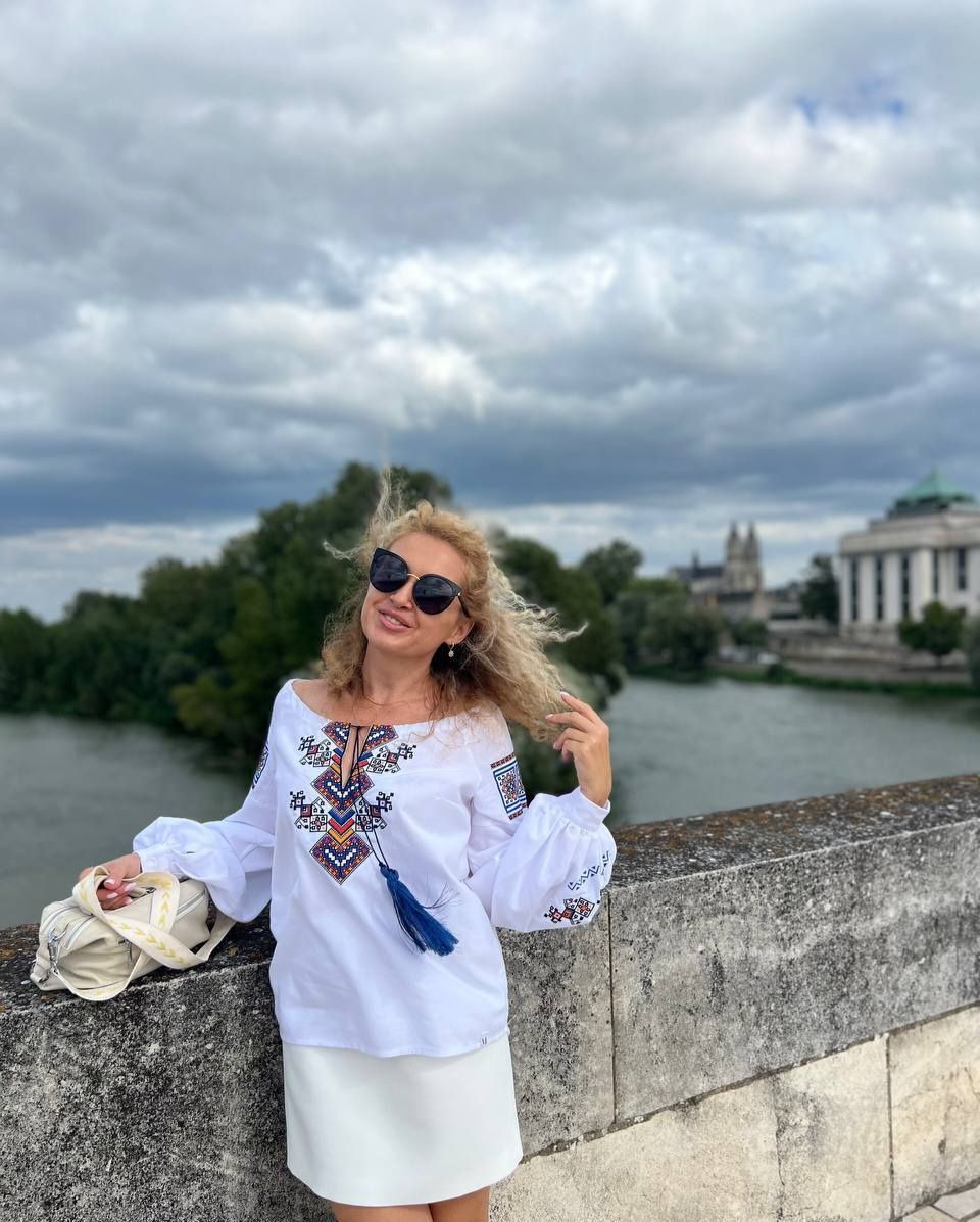 Larisa, France