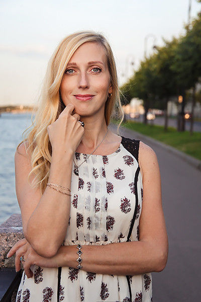 Anna, Russia