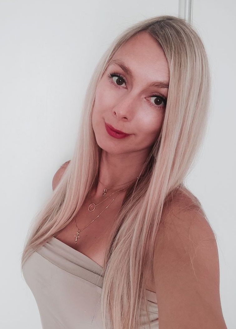 Evgeniya, Ireland