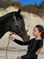 Anna, Ukraine